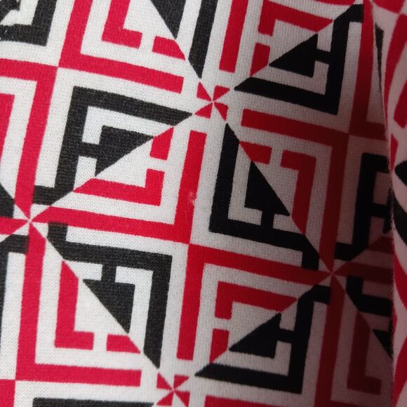 Liz Claiborne XXL womens Pullover Black Red Logo NWT - Picture 12 of 15